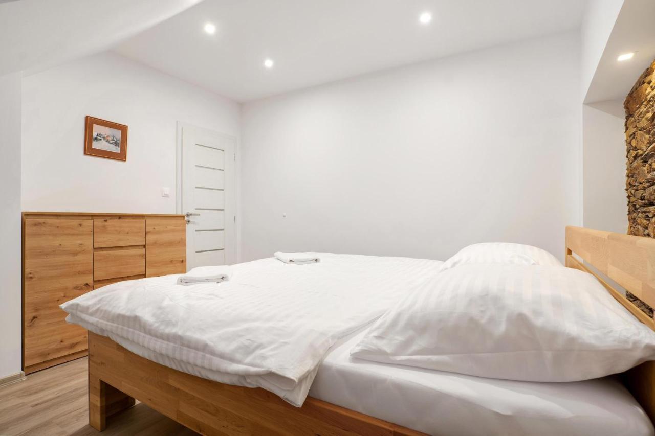Apartman Krystof - 야히모프 외부 사진